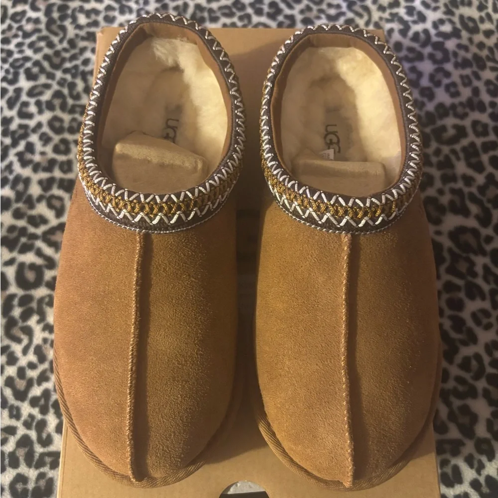 UGG Tasman II slippers size 7 - Picture 3 of 6